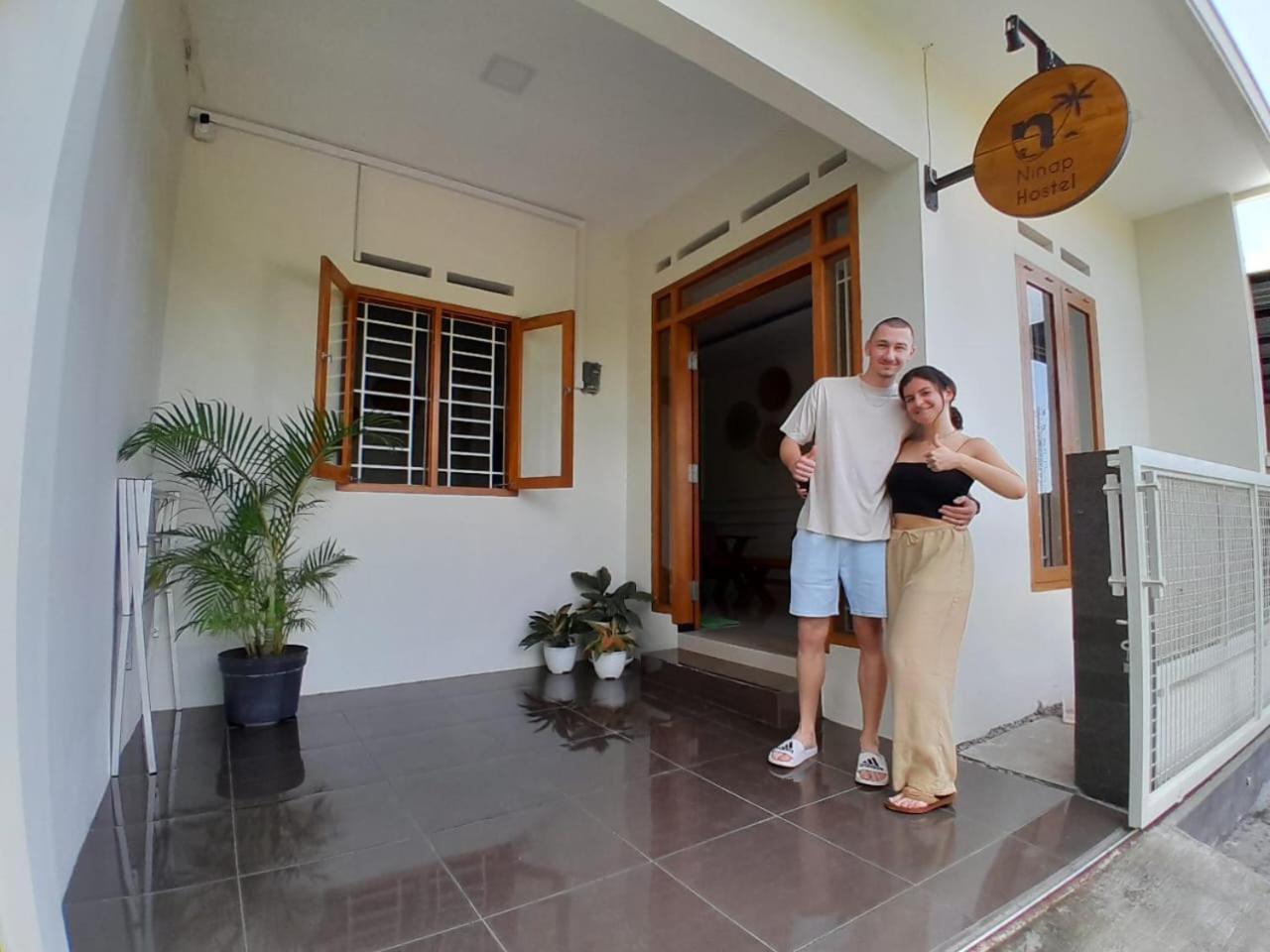 Ninap Hostel Banyuwangi  Exterior foto